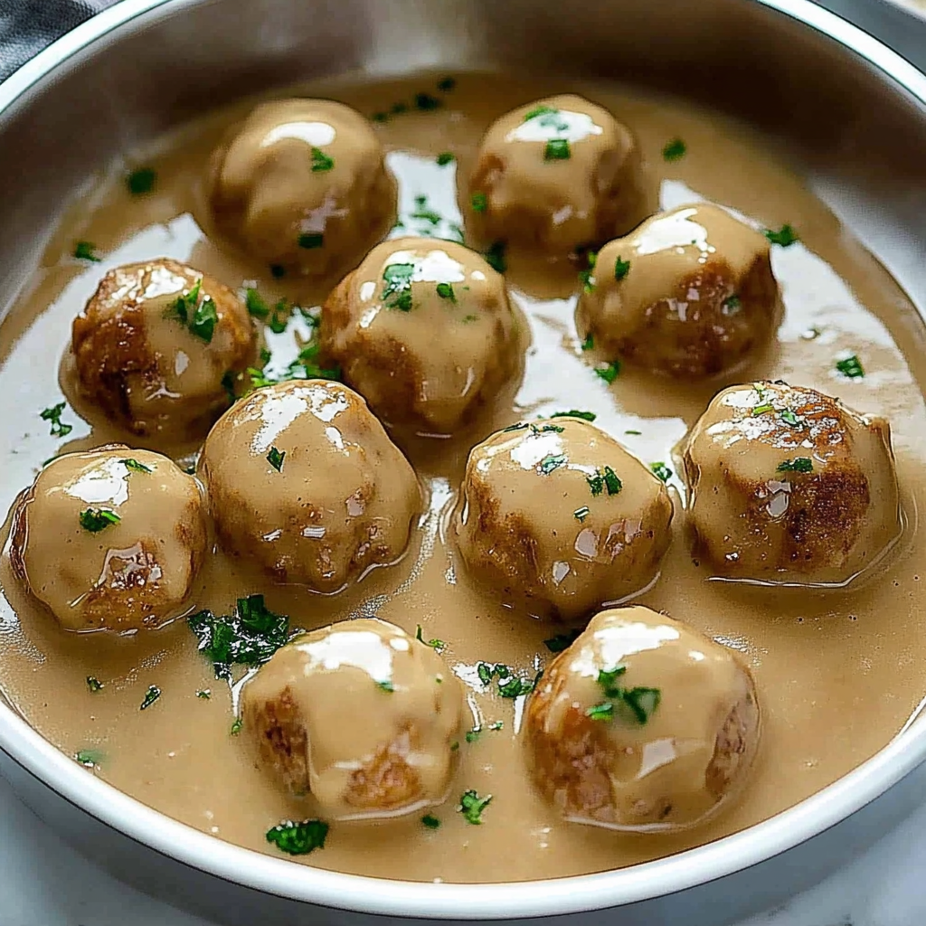 Recipe preparation for Swedish Meatballs Gravy